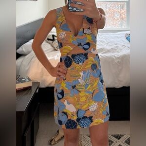 Zara XS mini dress with cutouts 70’s print